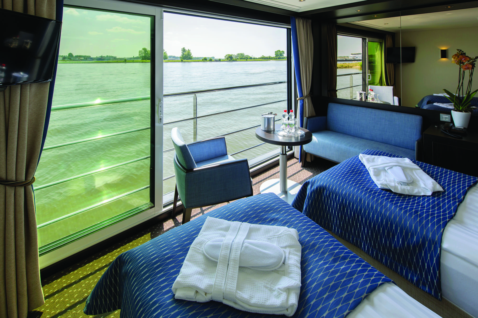 Avalon Waterways Avalon Illumination Cabin 2.jpg